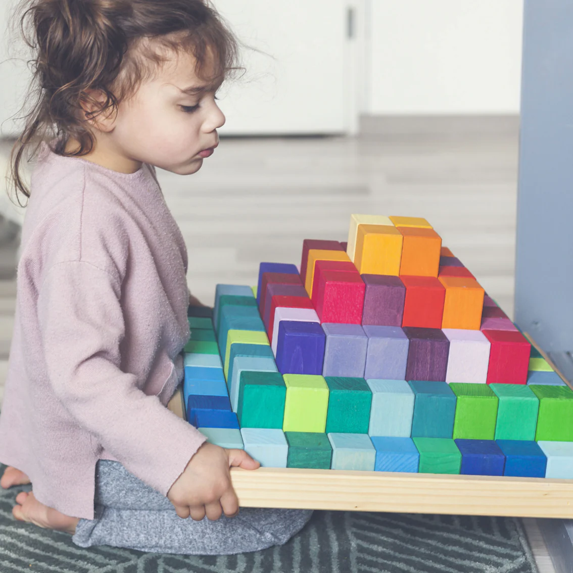 GRIMM'S Große Stufenpyramide mit Regenbogenfreunden - Image 3