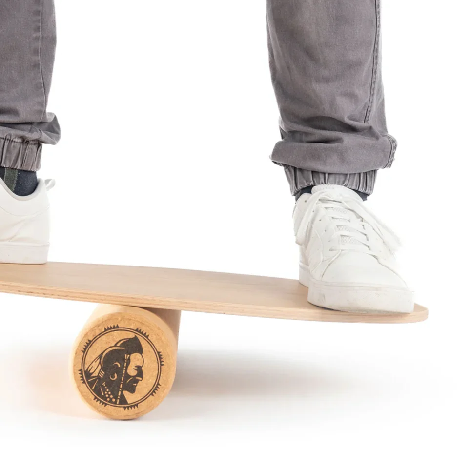 INDIANA Balance Board Eiche inkl. Korkrolle - Image 3