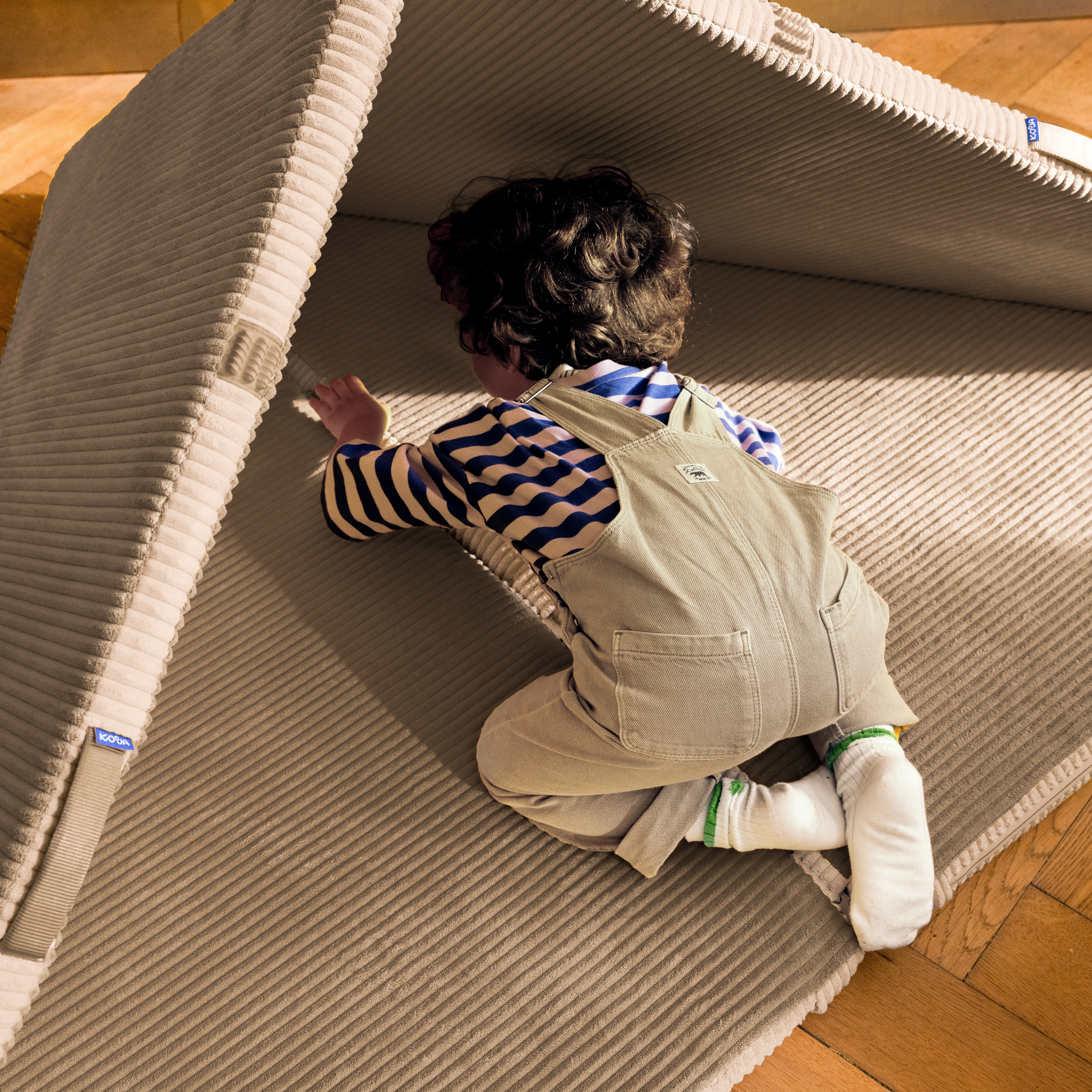KOOJA Spielhöhle / Spielsofa Foldee - Image 3