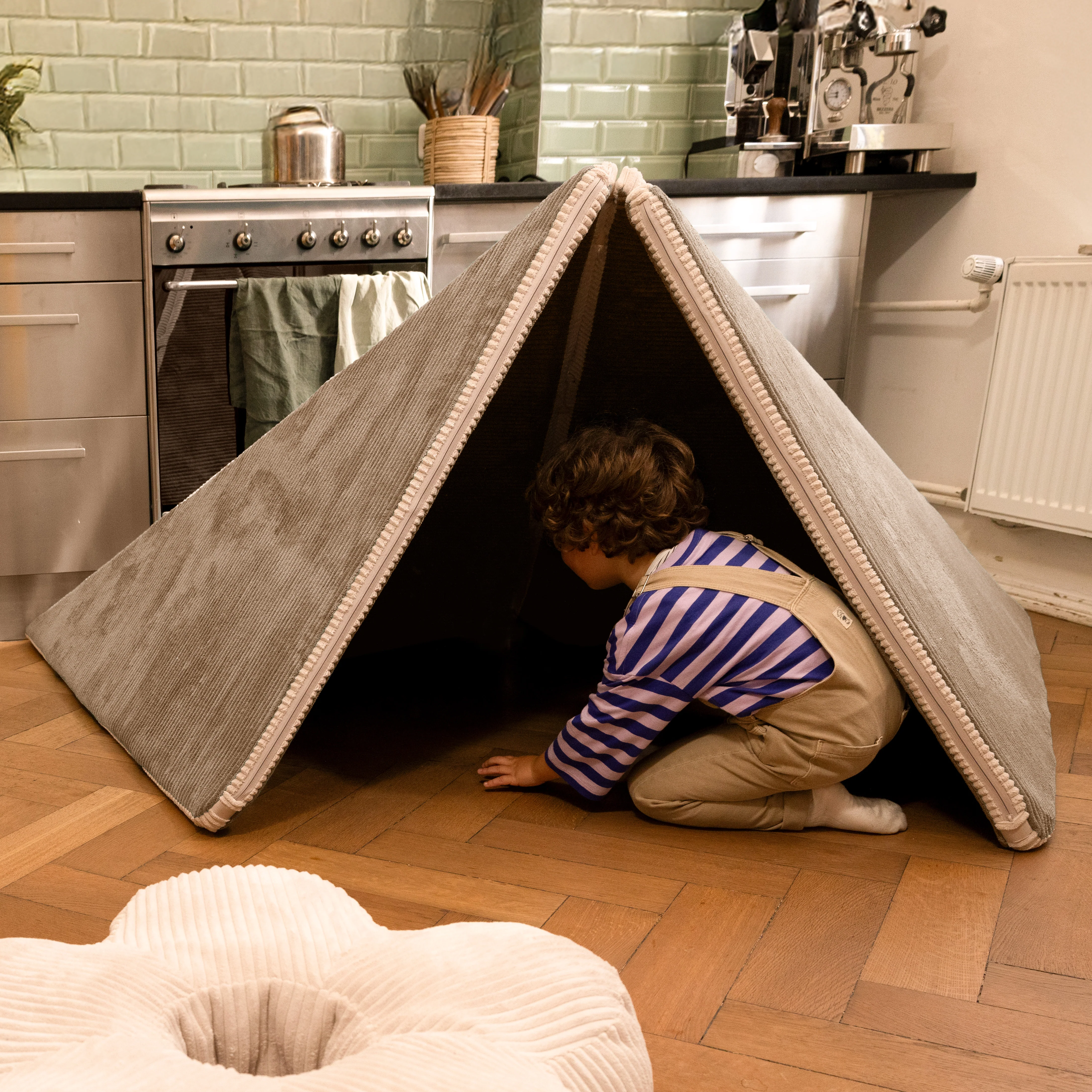 KOOJA Spielhöhle / Spielsofa Foldee - Image 4
