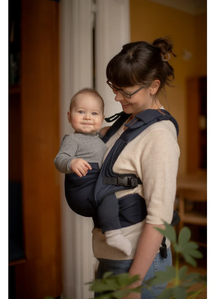 MOOVA Babytrage mit extra viel Bewegungsfreiheit - Image 14