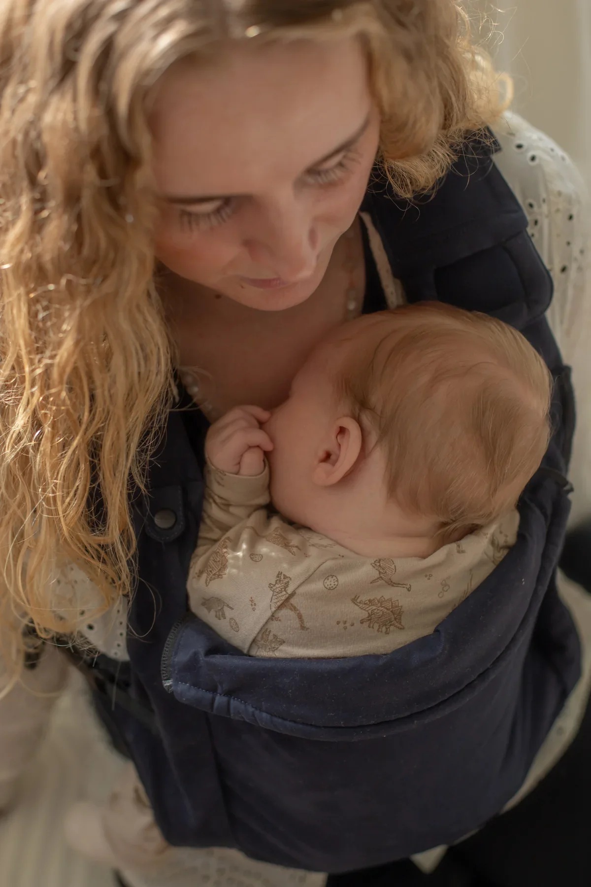 MOOVA Babytrage mit extra viel Bewegungsfreiheit - Image 5