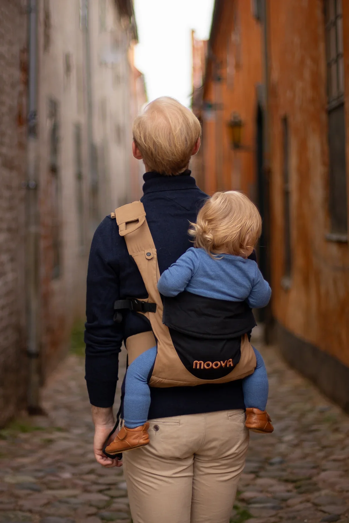 MOOVA Babytrage mit extra viel Bewegungsfreiheit - Image 7