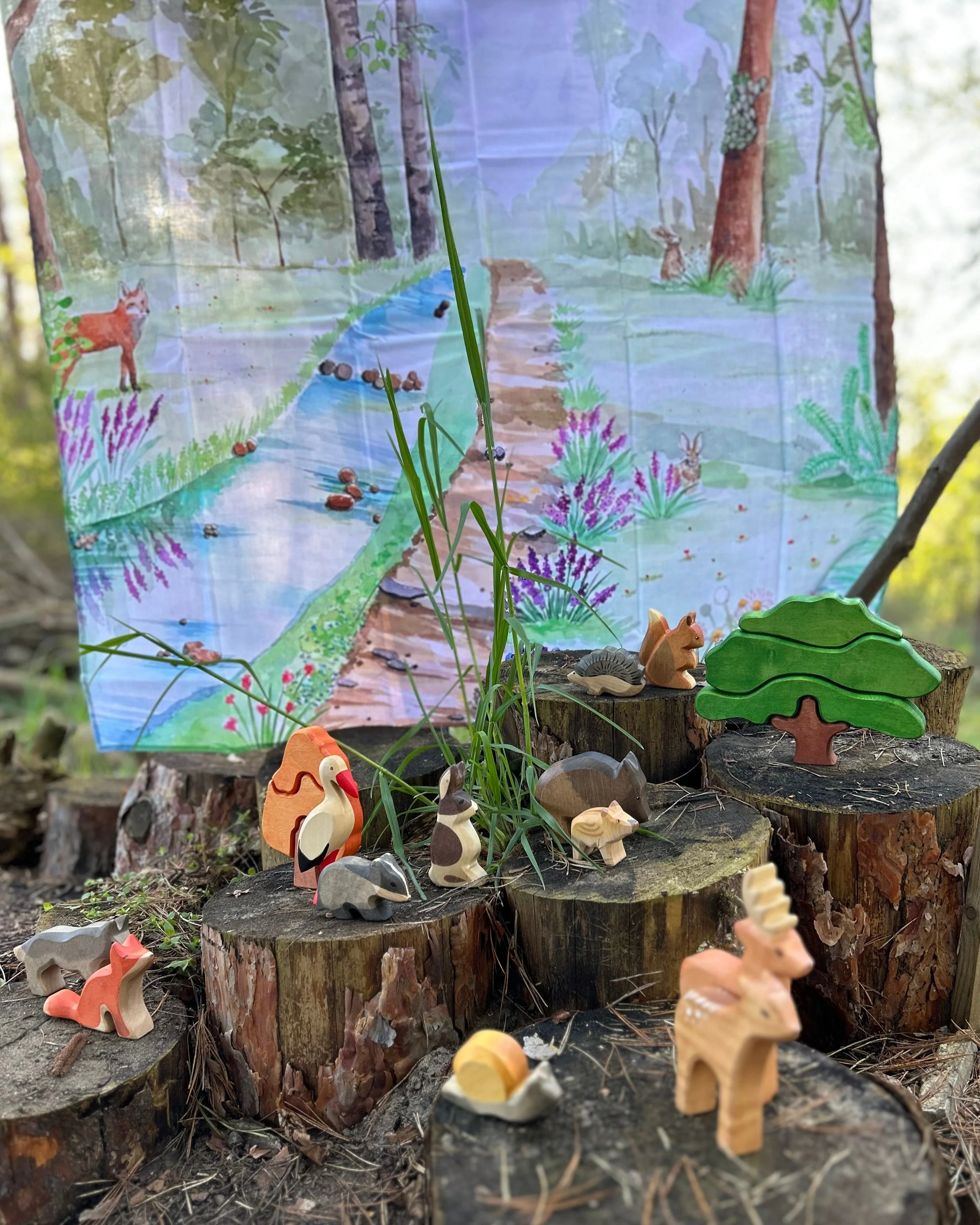 HOLZWALD Waldorfinspiriertes Spielset Wald und Wiese mit Holztieren und Spieltuch - Image 9
